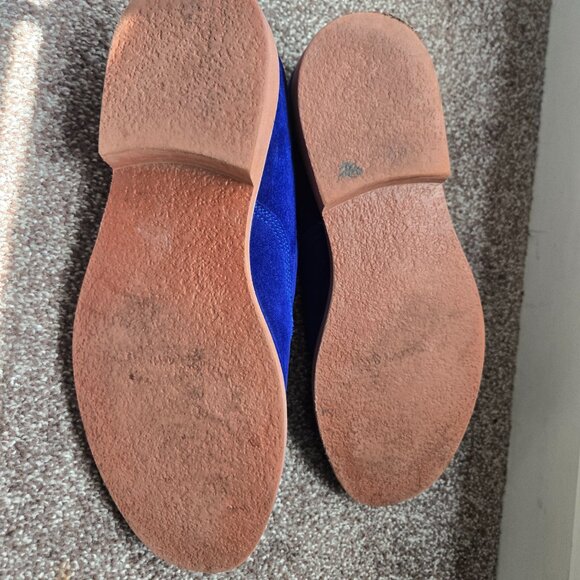 Shoes - Picture 4 of 4